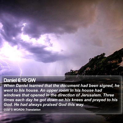 Daniel 6:10 GW Bible Verse Image